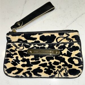 Juicy couture wristlet